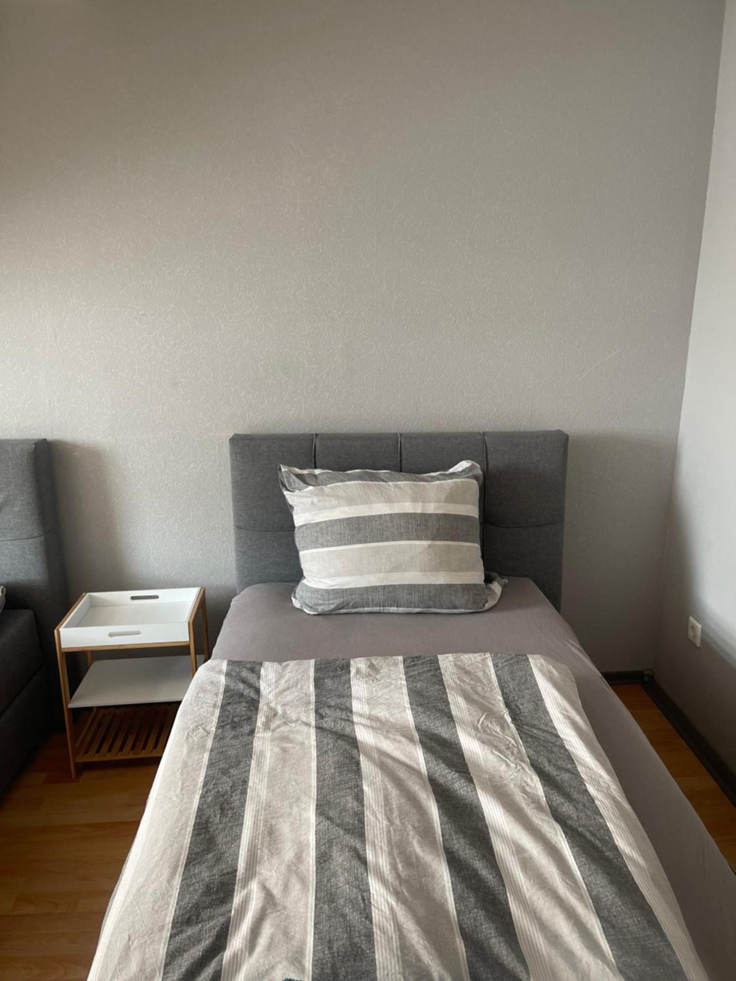 Apartment groß 4 Zimmer Essen Exterior foto